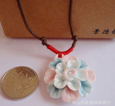 匠心獨運，自然綻放 陶瓷手工捏花項鏈廠家直銷，打造時尚清新新風尚